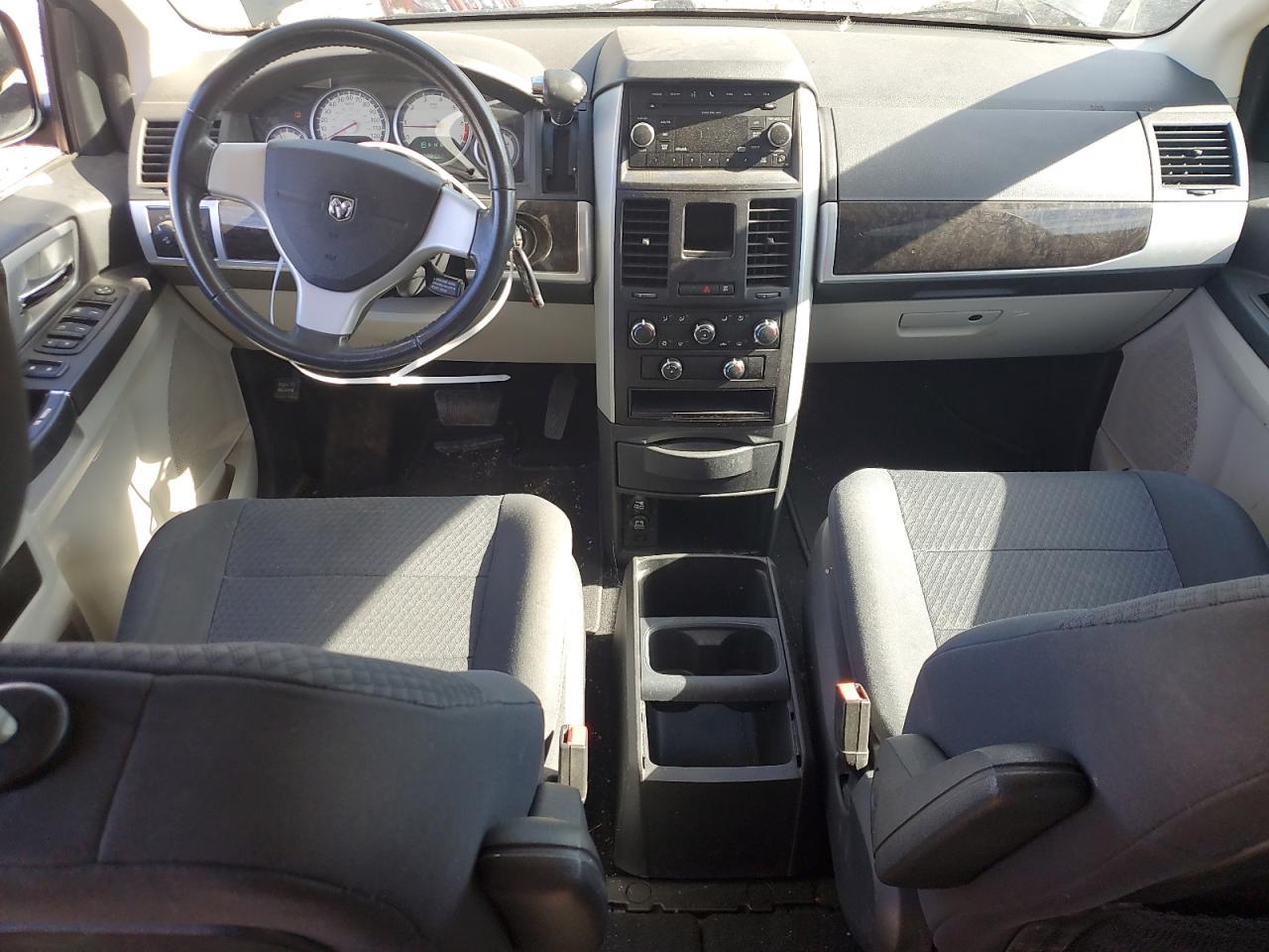 2010 DODGE GRAND CARAVAN
