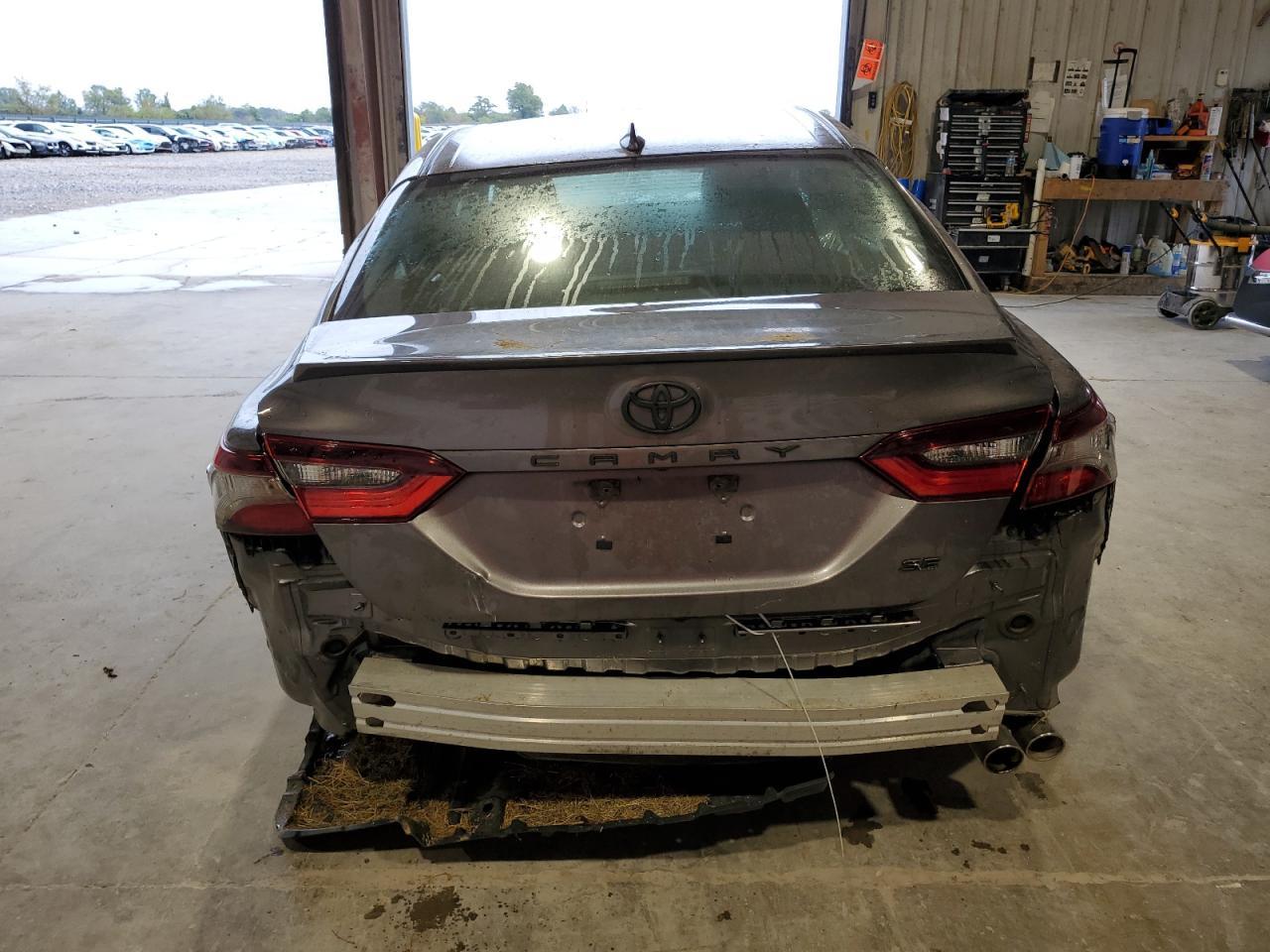 2022 TOYOTA CAMRY