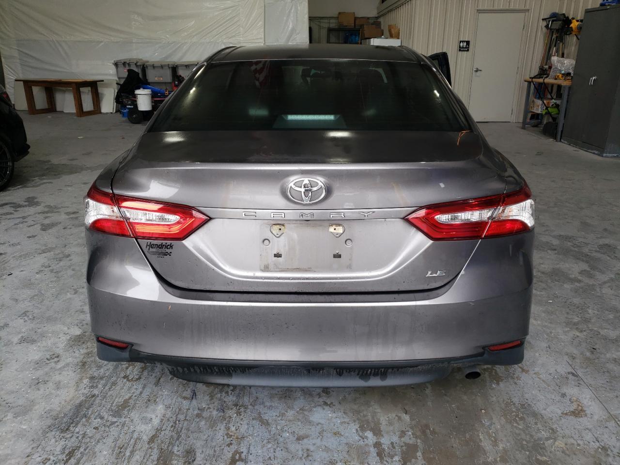 2018 TOYOTA CAMRY