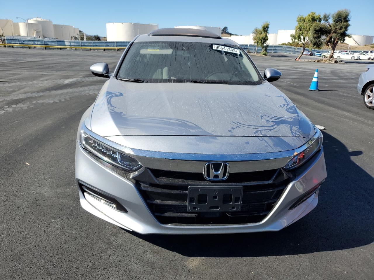 2018 HONDA ACCORD