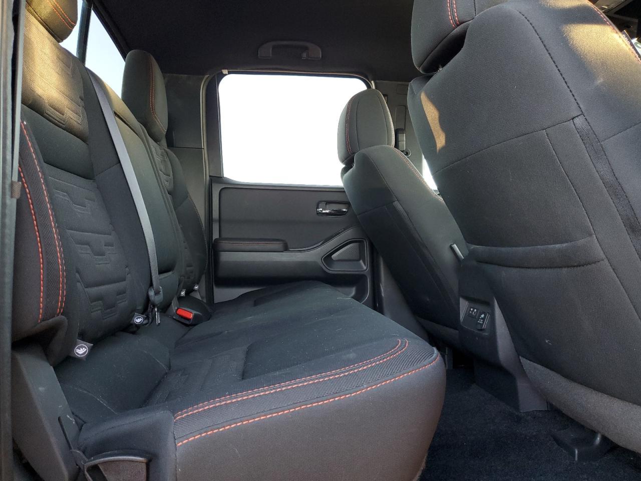 2023 NISSAN Frontier