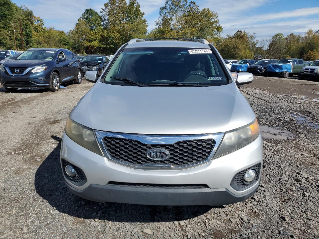 2011 KIA SORENTO