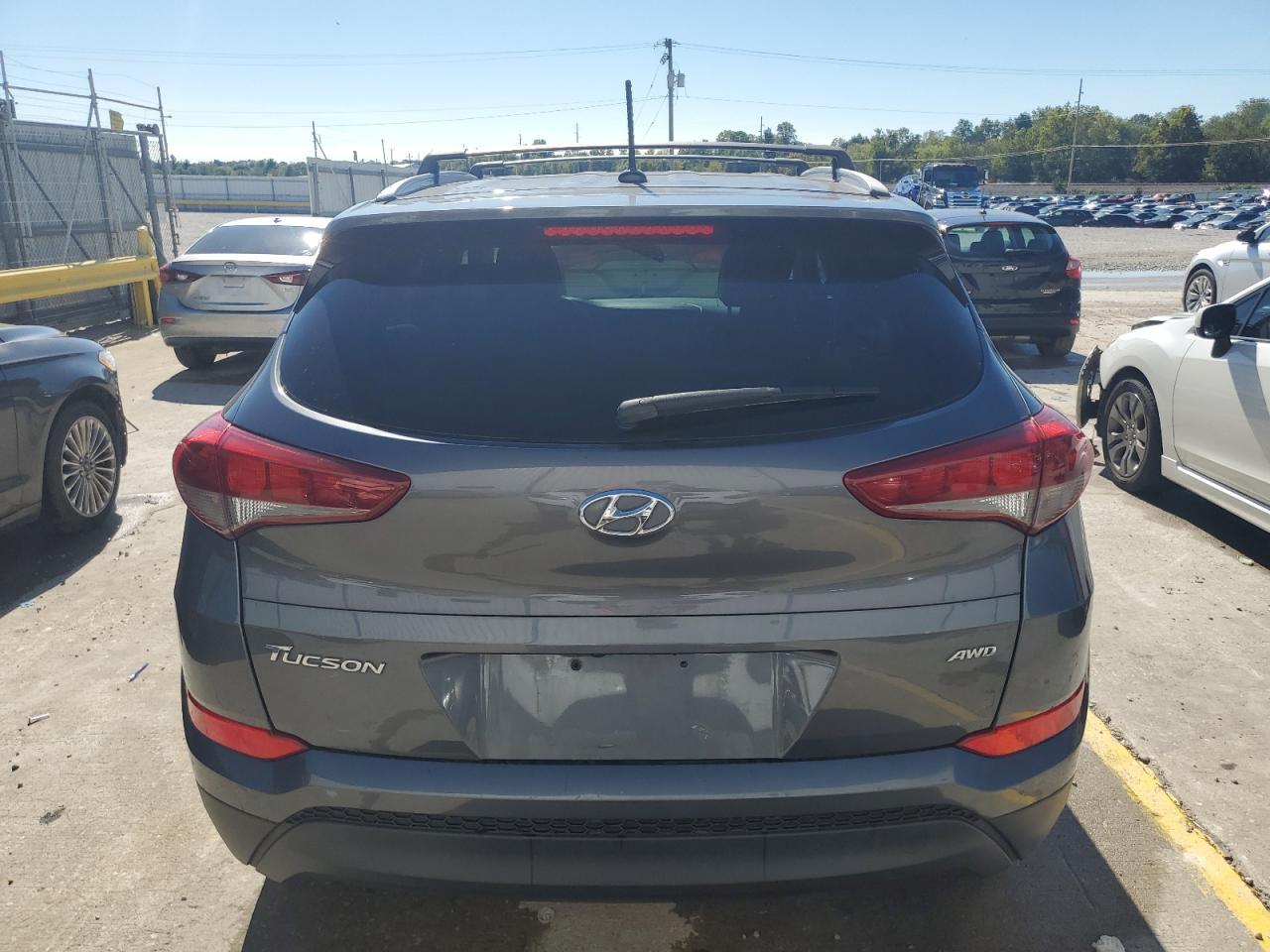 2016 HYUNDAI TUCSON