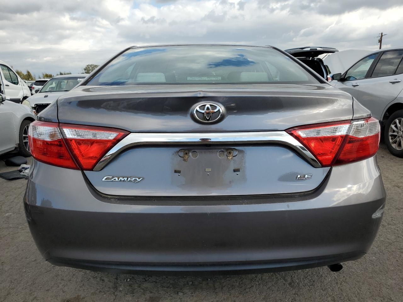 2015 TOYOTA CAMRY