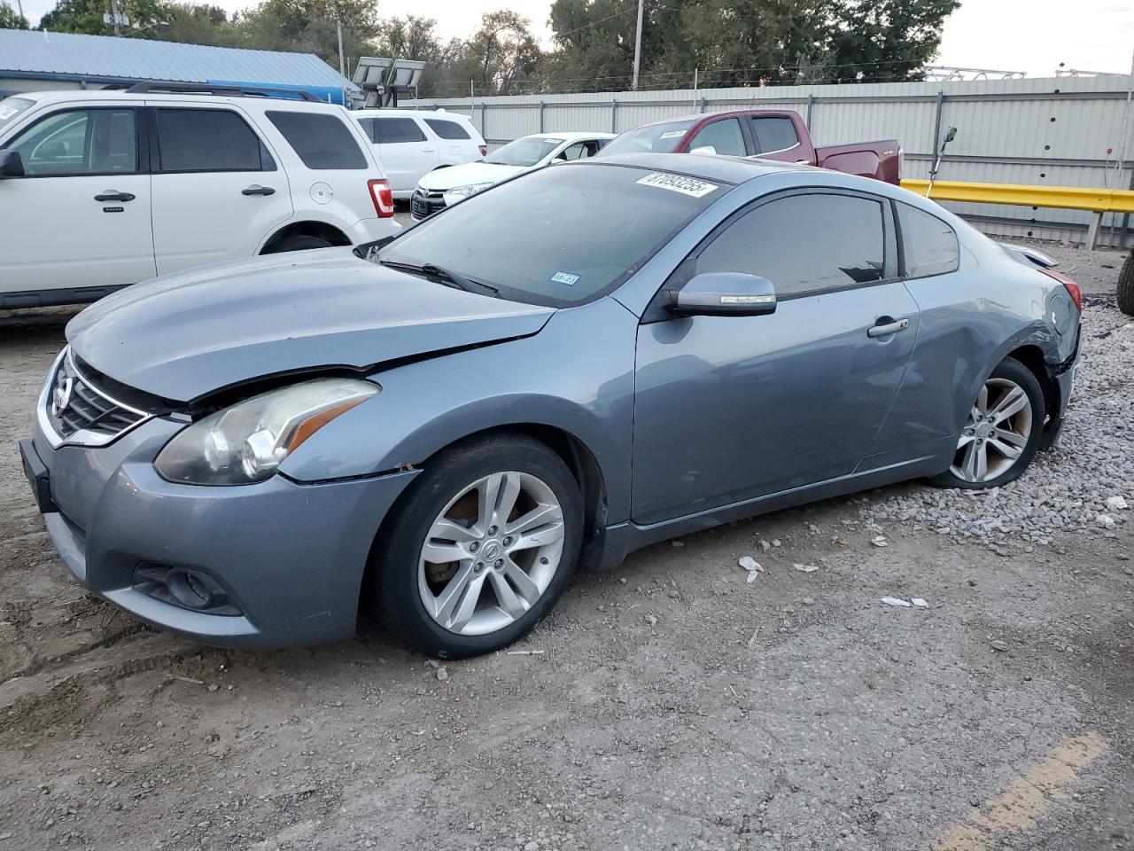 2011 NISSAN ALTIMA