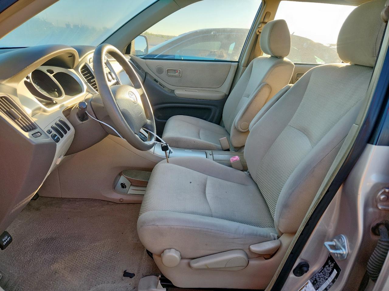 2005 TOYOTA HIGHLANDER