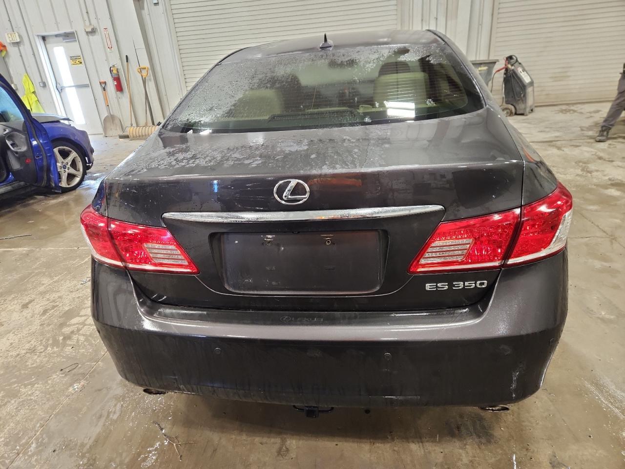 2011 LEXUS ES 350