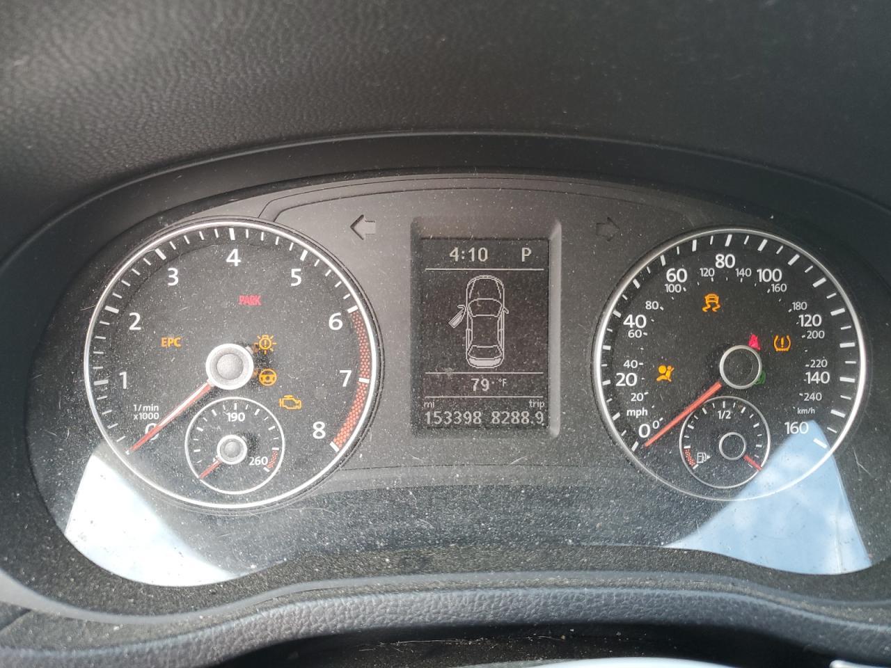 2014 VOLKSWAGEN Passat