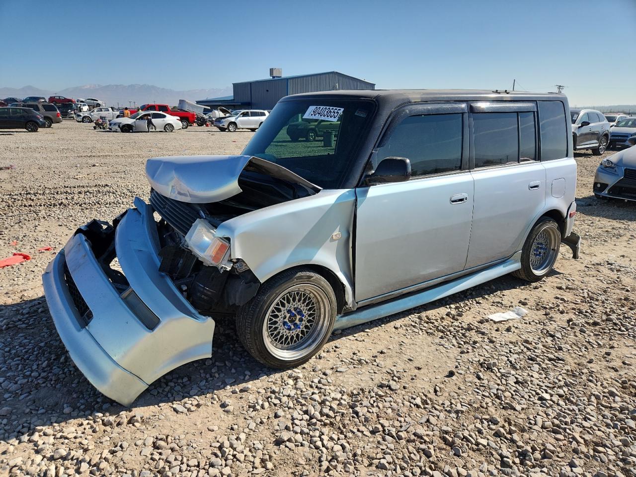 2004 TOYOTA SCION