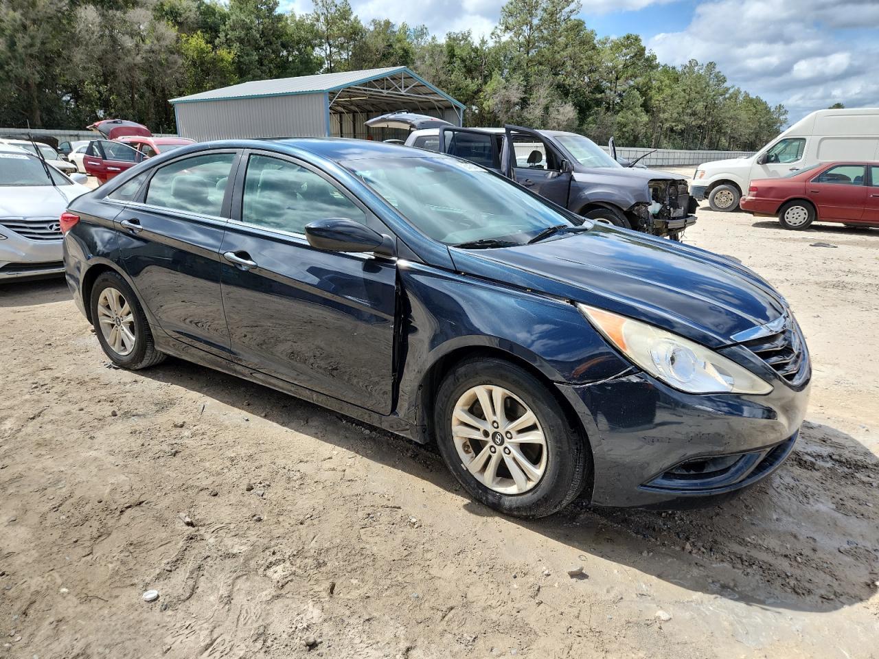 2011 HYUNDAI SONATA