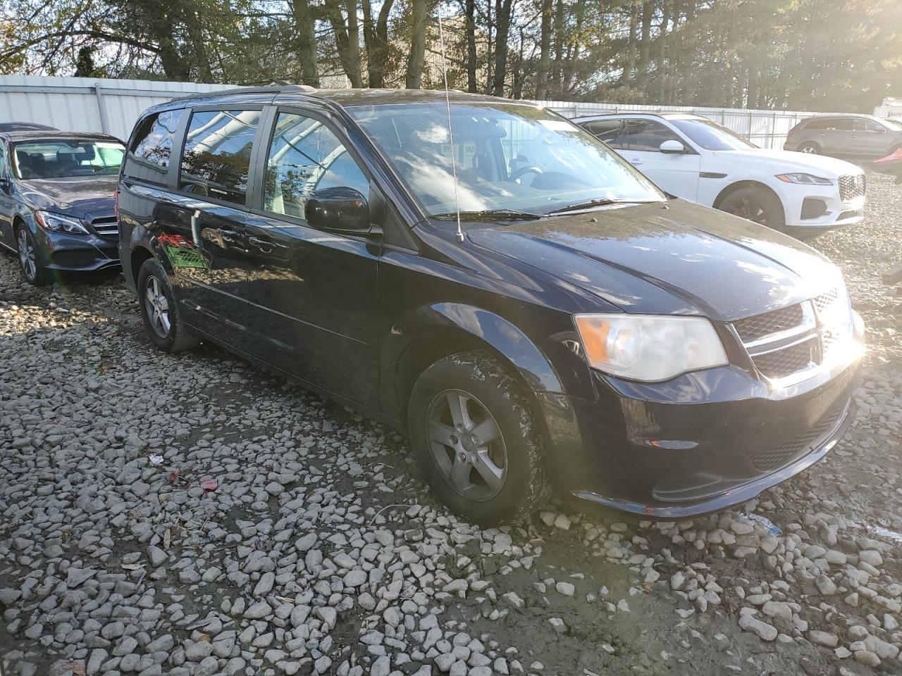 2011 DODGE GRAND CARAVAN