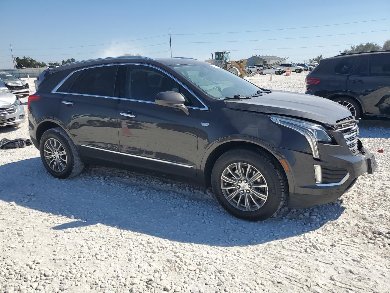 2017 CADILLAC XT5