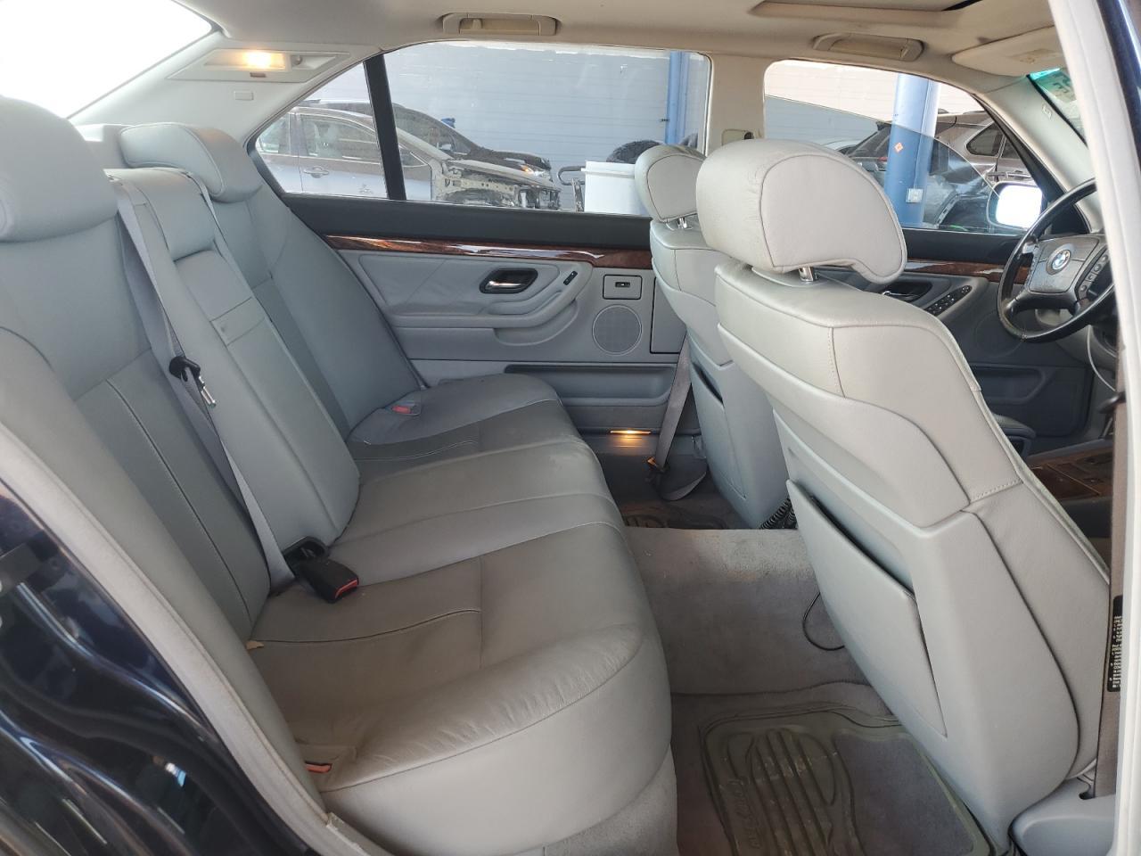 2001 BMW 7 series