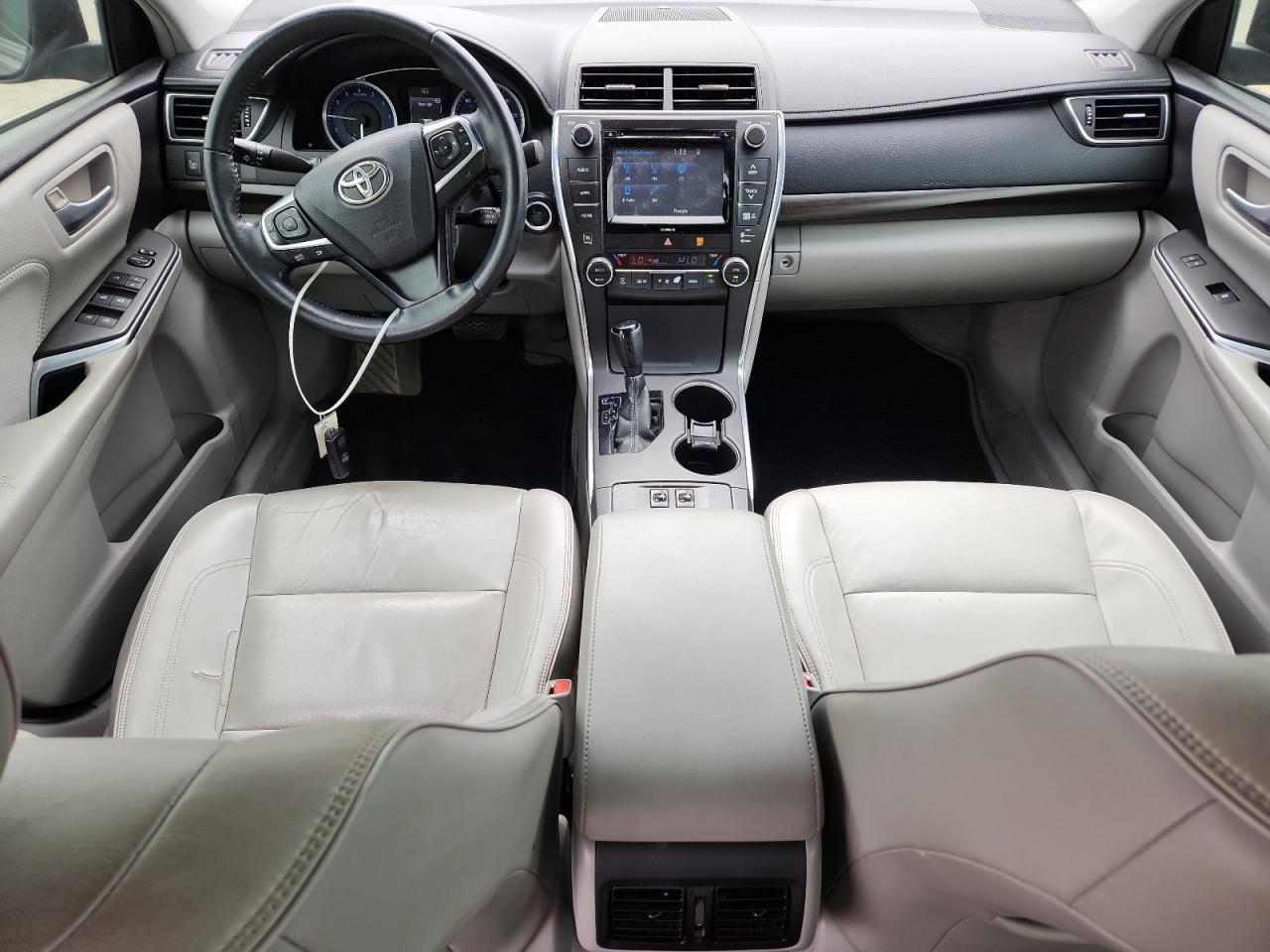 2016 TOYOTA CAMRY