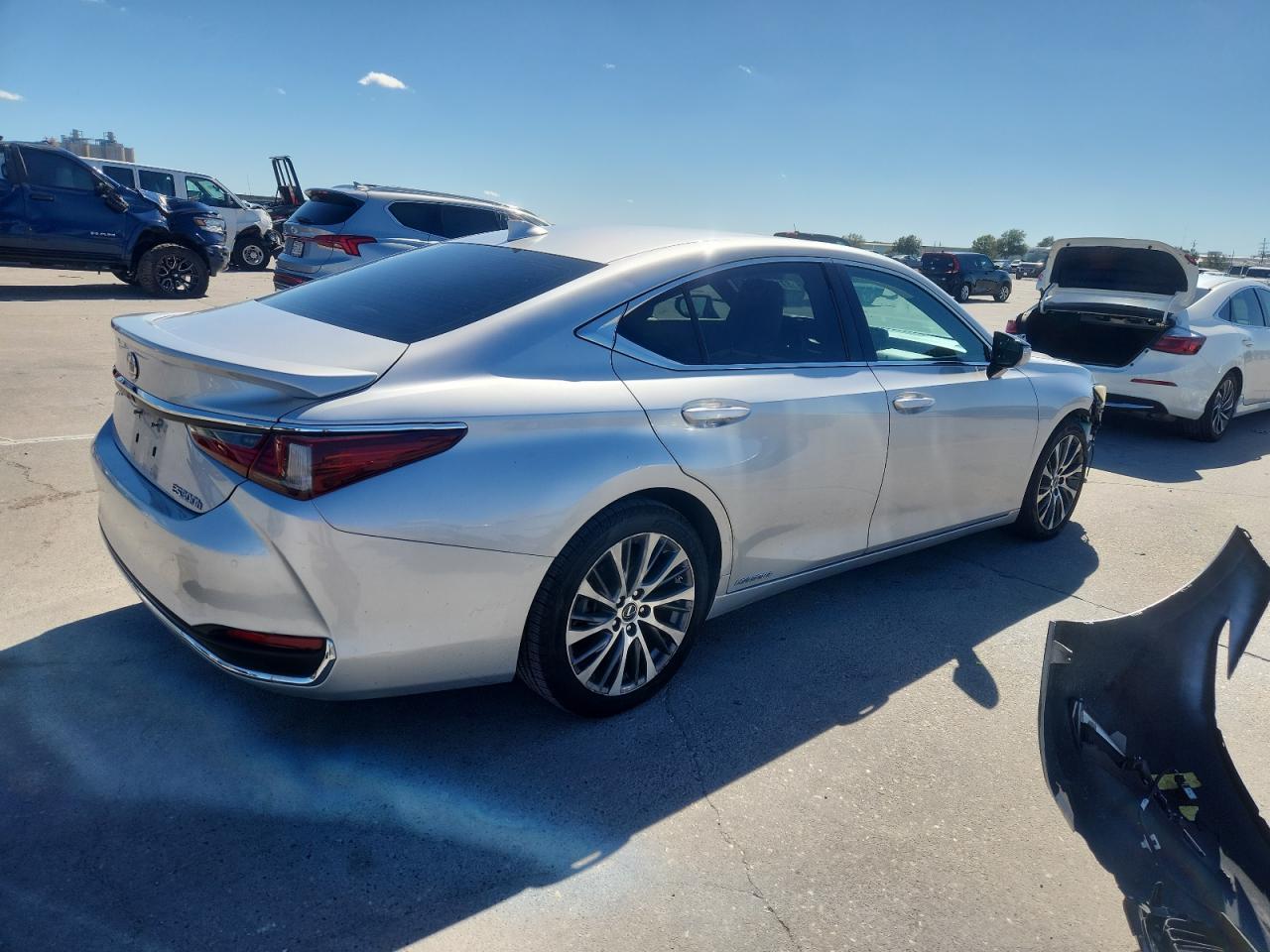 2019 LEXUS ES 300H