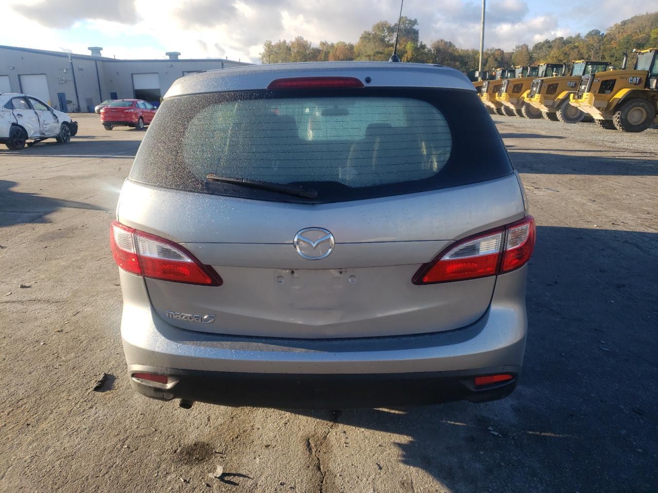 2013 MAZDA 5