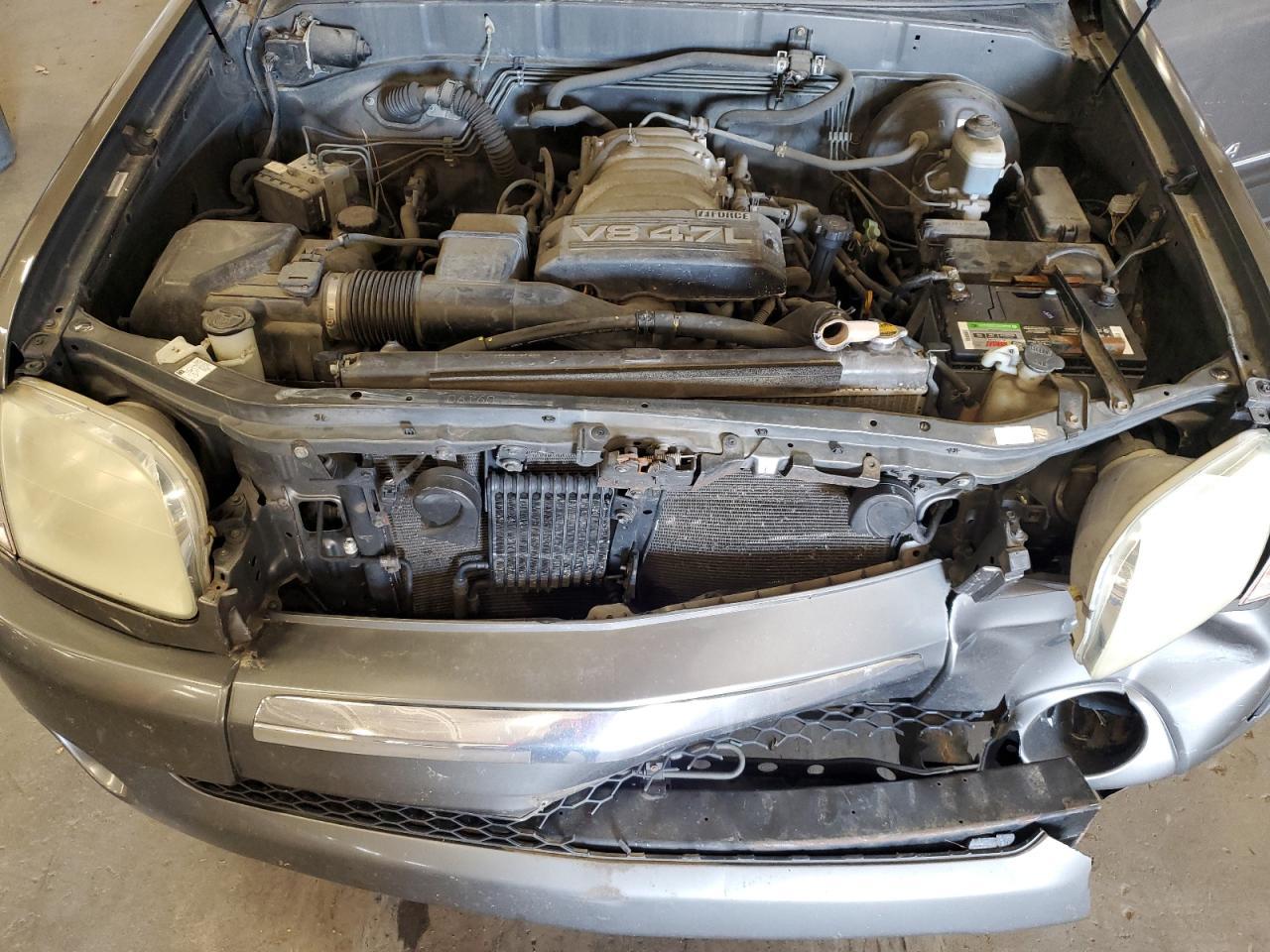 2004 TOYOTA TUNDRA