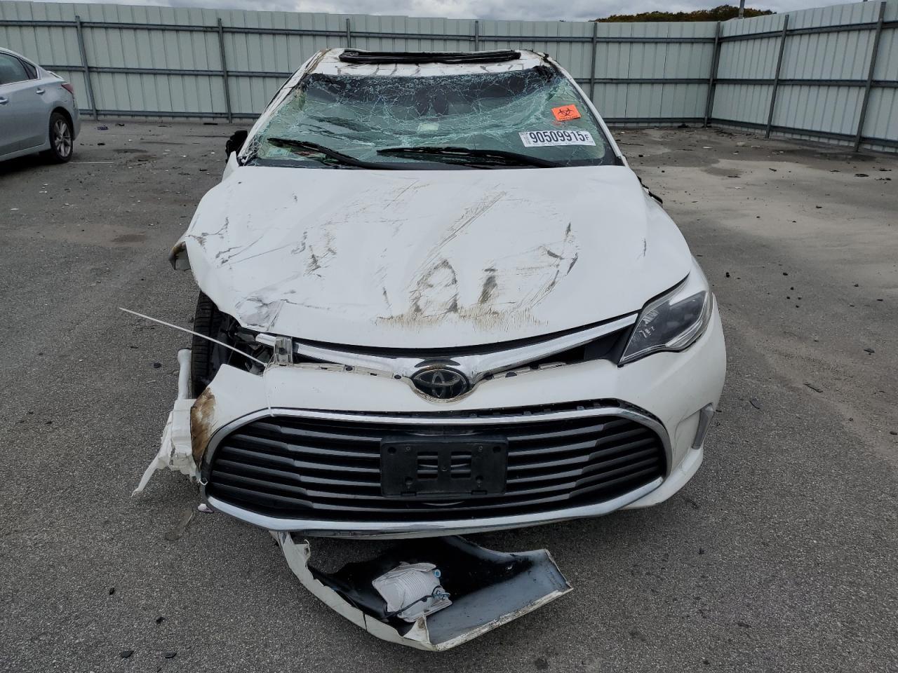 2017 TOYOTA Avalon