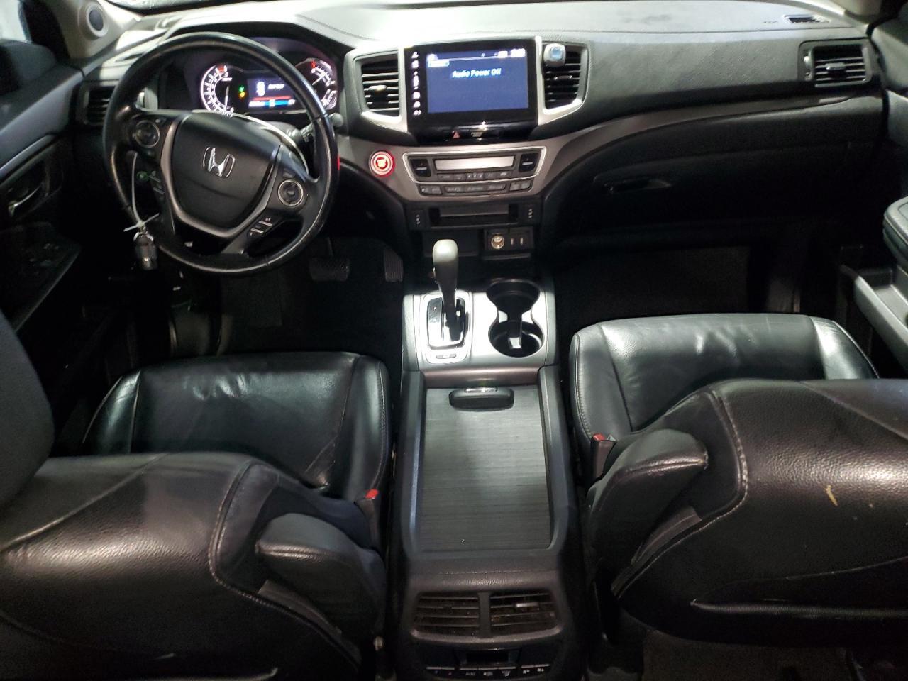 2017 HONDA PILOT