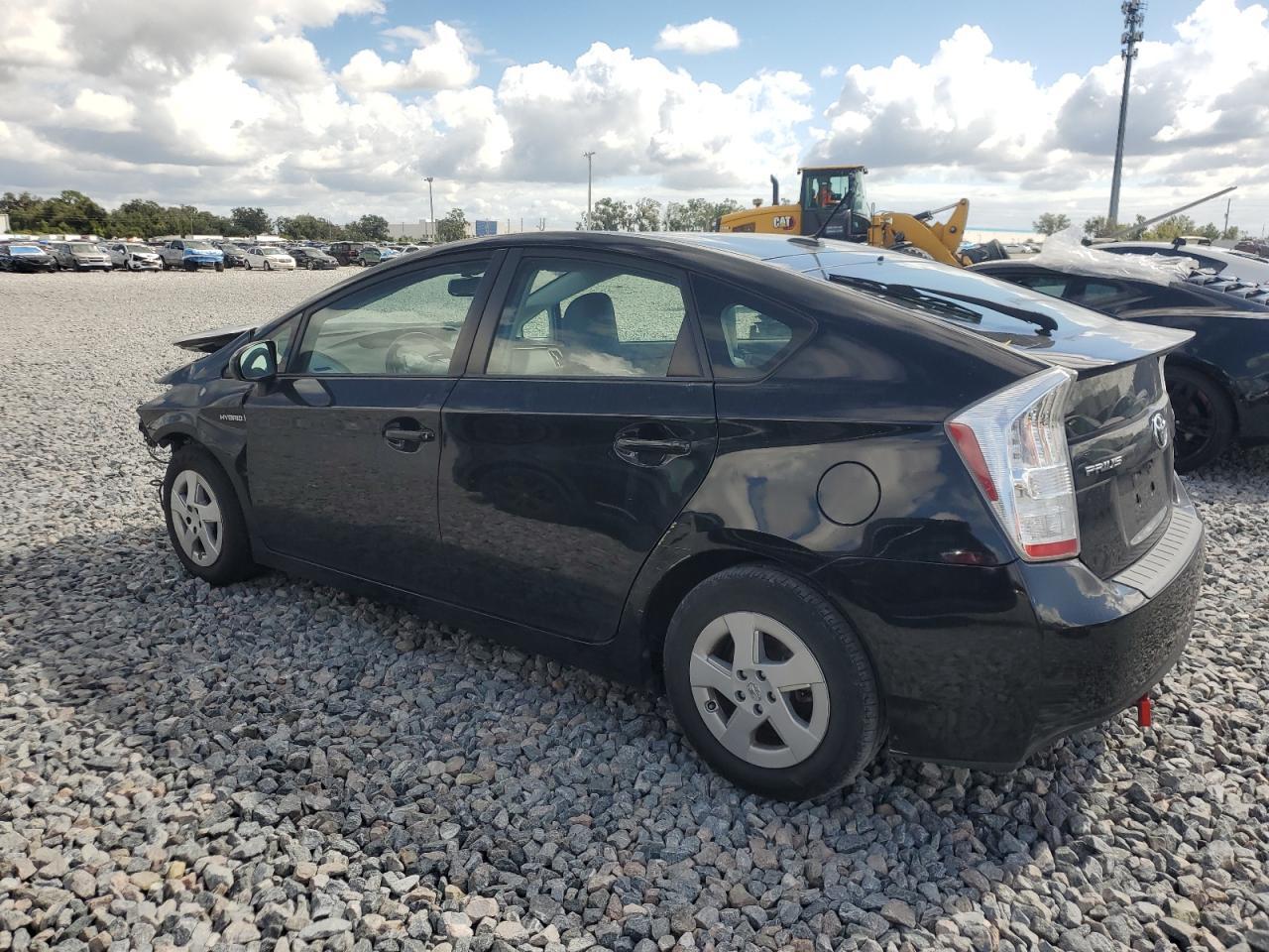 2011 TOYOTA PRIUS