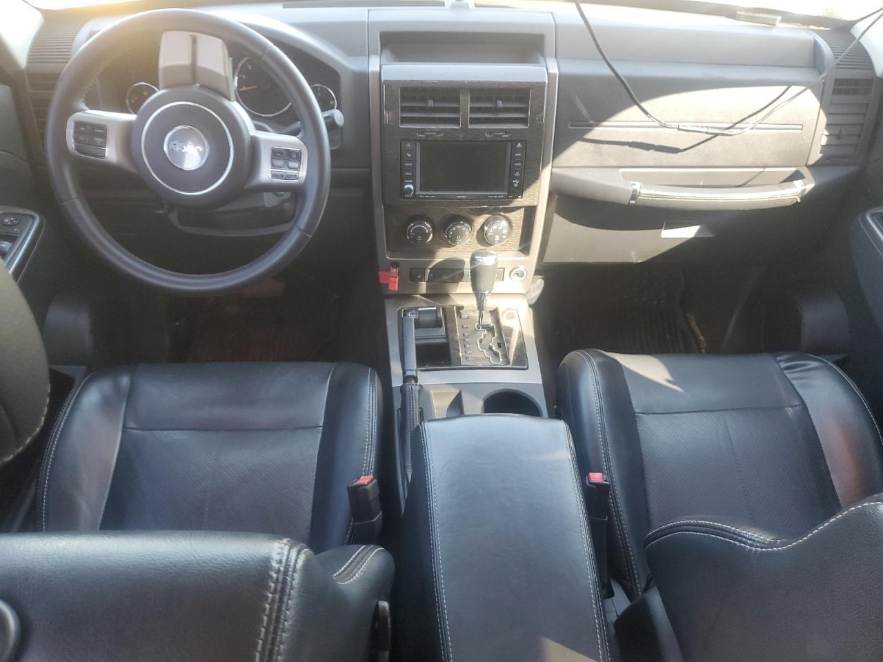 2011 JEEP Liberty