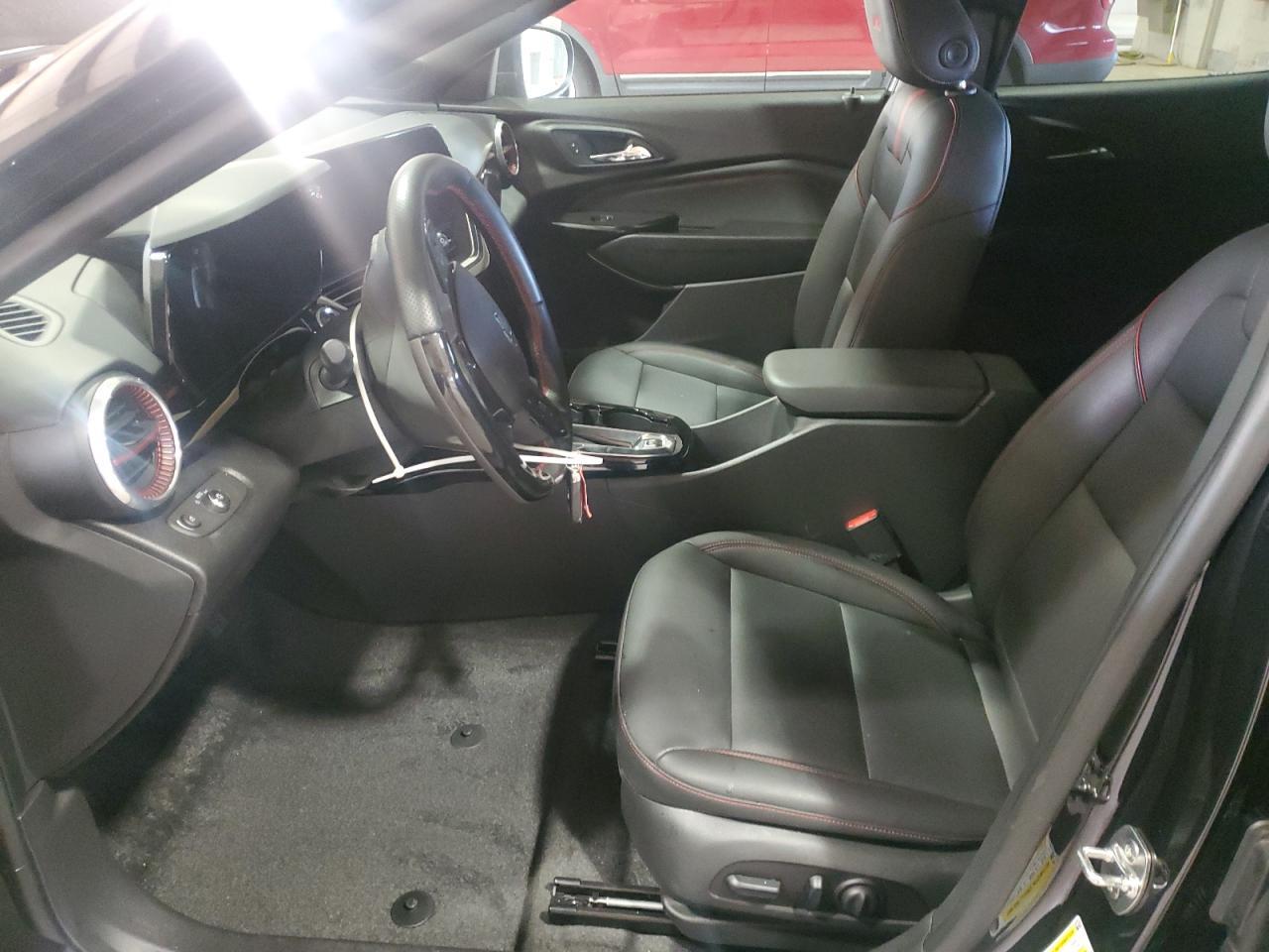 2025 CHEVROLET TRAX