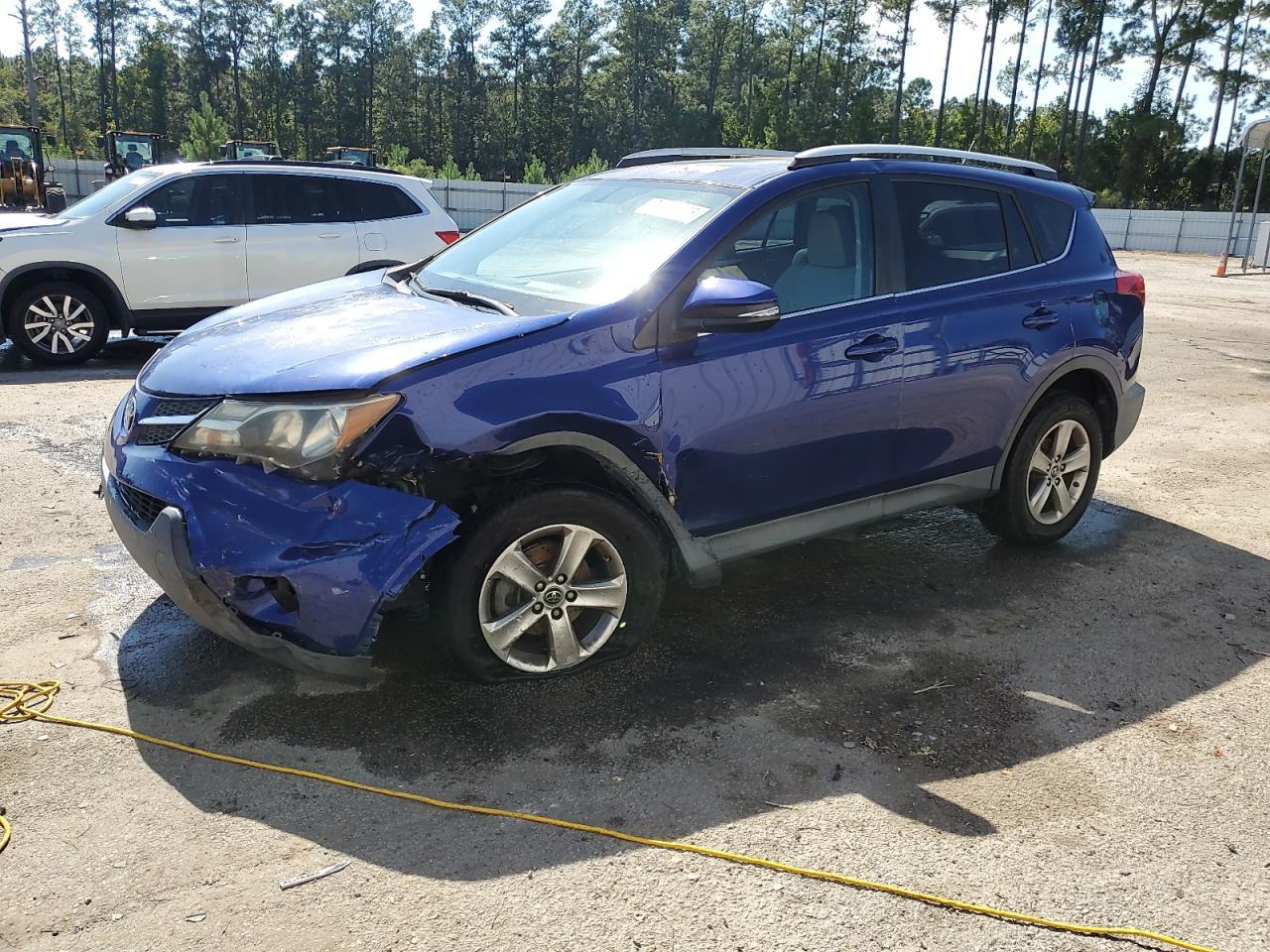 2015 TOYOTA RAV4