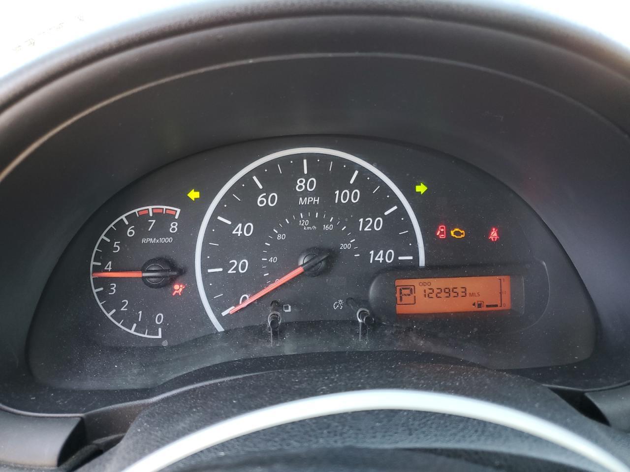 2016 NISSAN VERSA