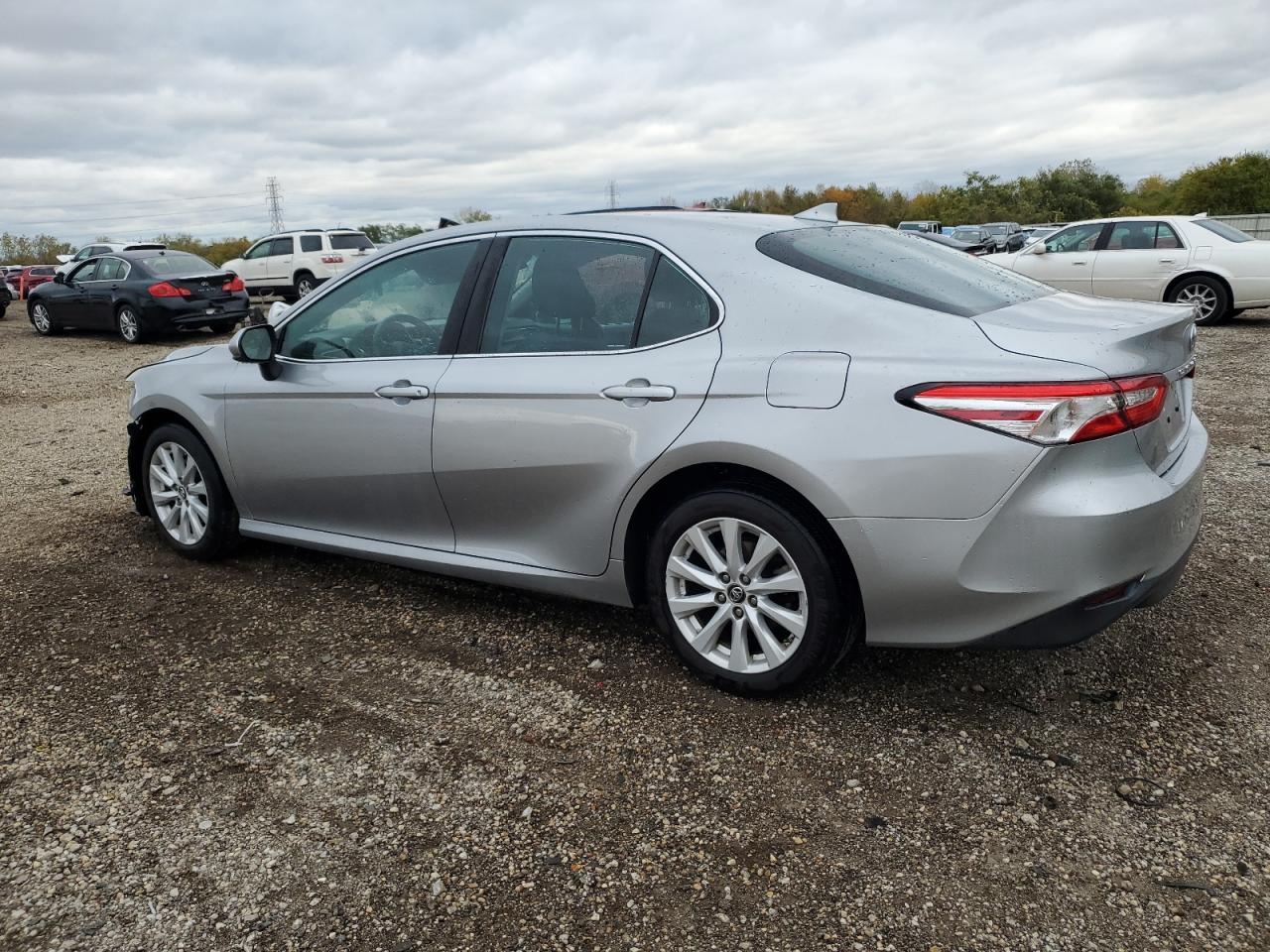 2019 TOYOTA CAMRY