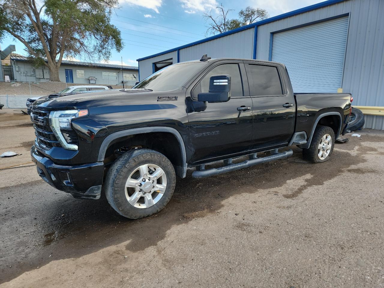 2024 CHEVROLET Silverado