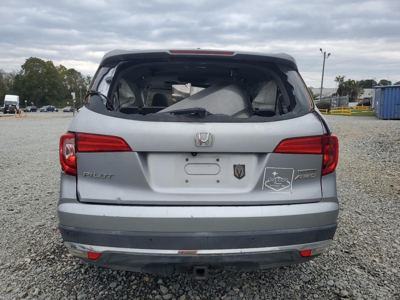 2016 HONDA PILOT