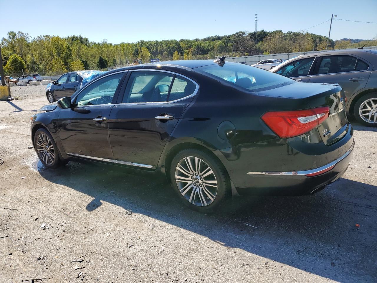 2015 KIA Cadenza