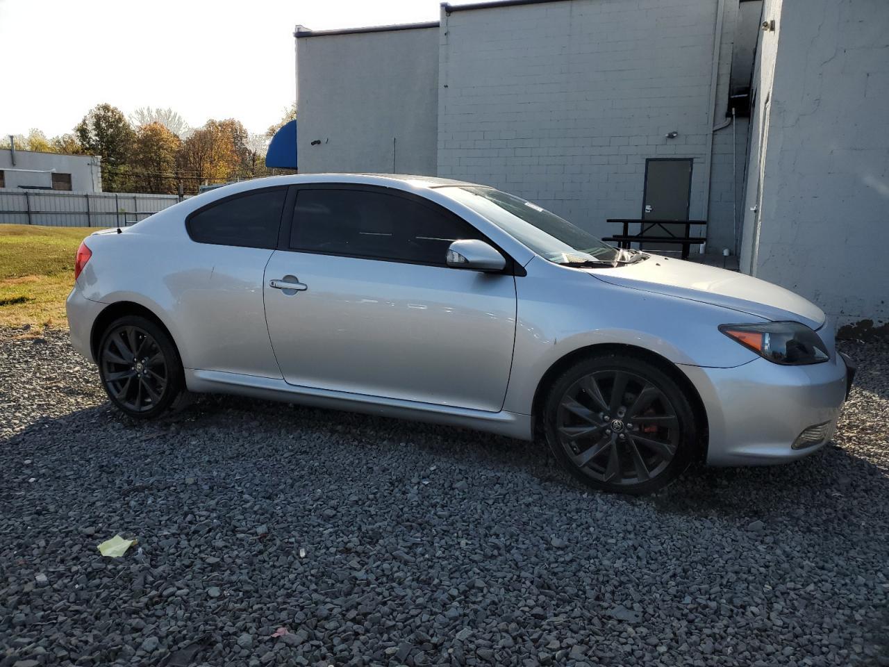 2005 TOYOTA SCION