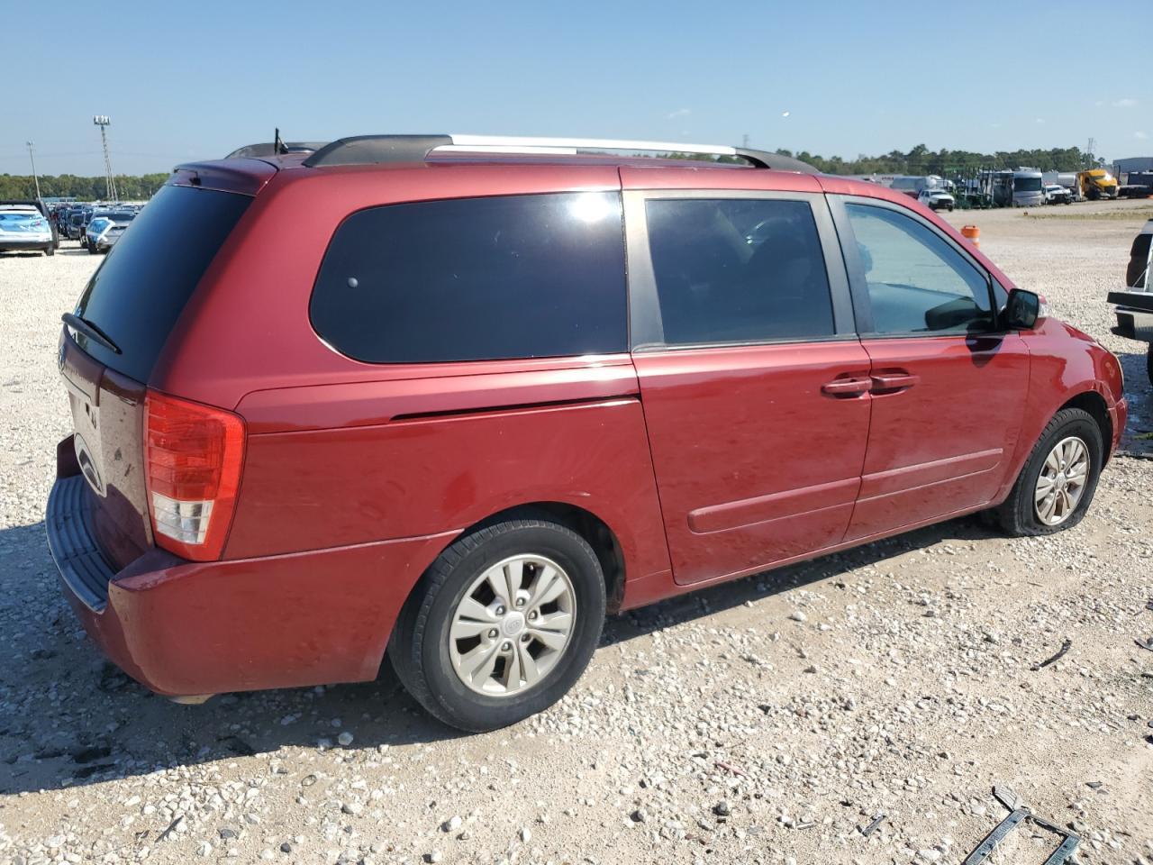 2011 KIA SEDONA