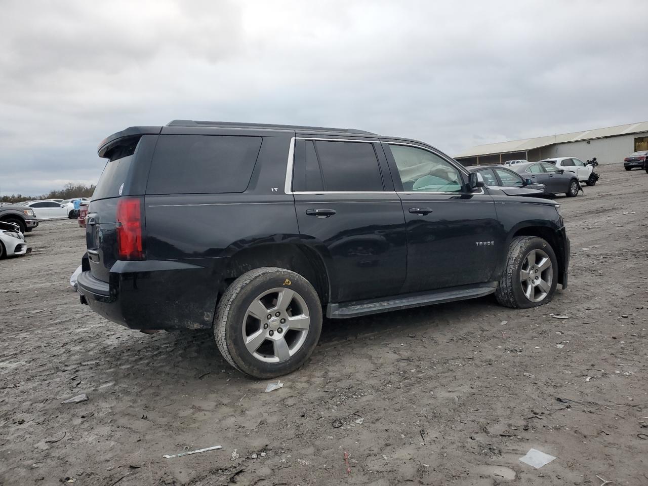 2016 CHEVROLET Tahoe