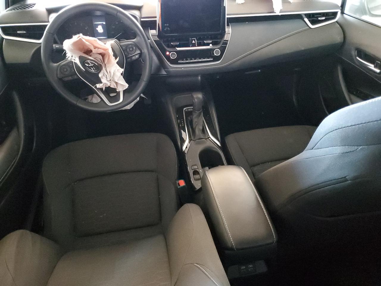 2025 TOYOTA COROLLA