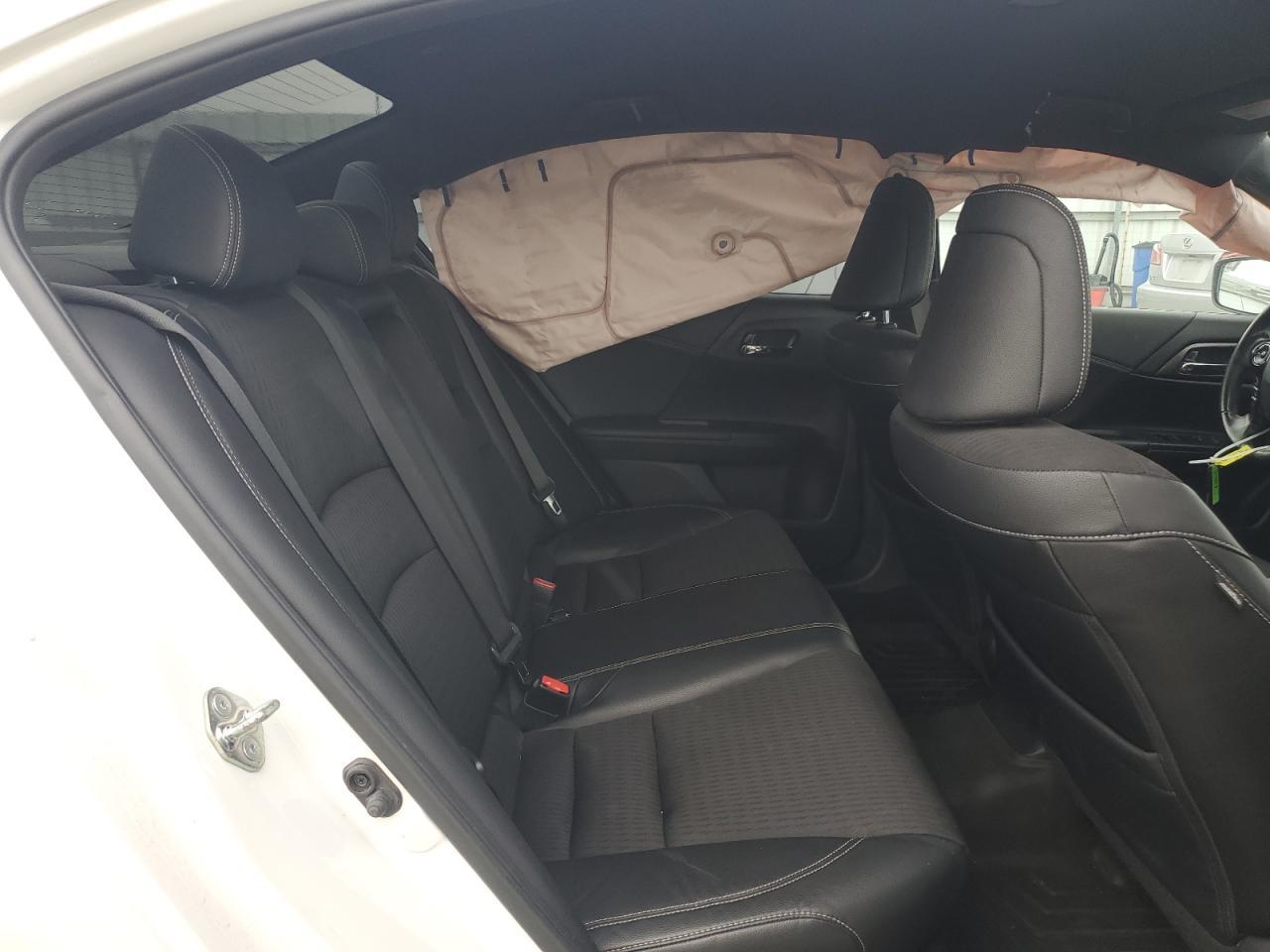 2017 HONDA ACCORD