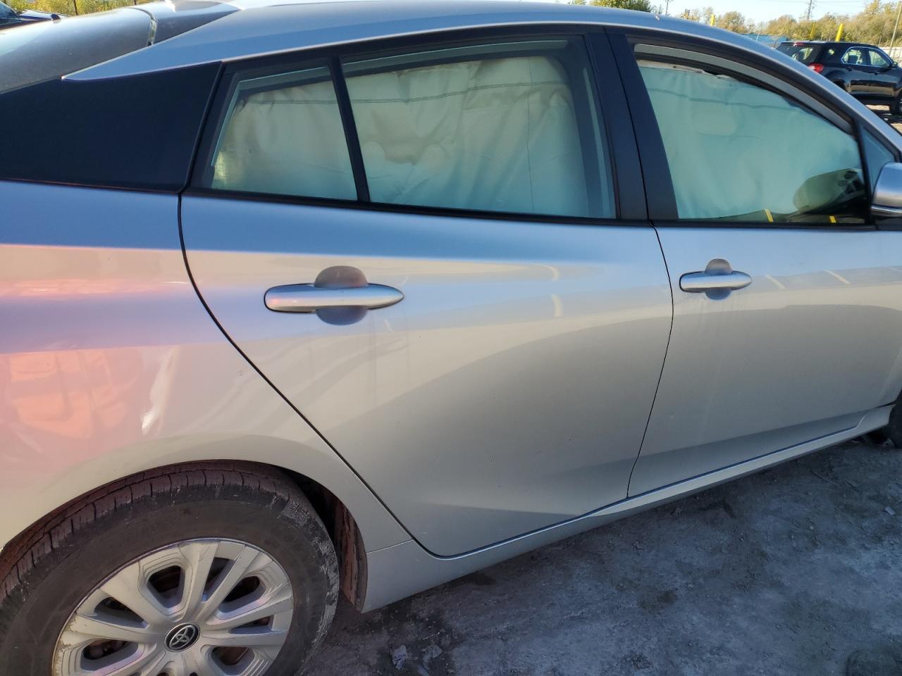 2022 TOYOTA PRIUS