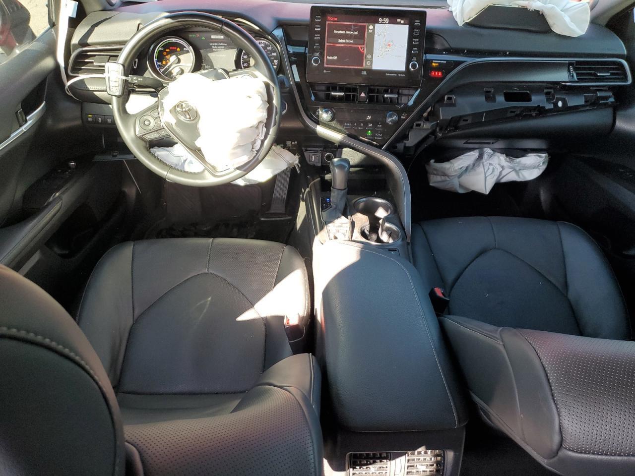 2024 TOYOTA CAMRY