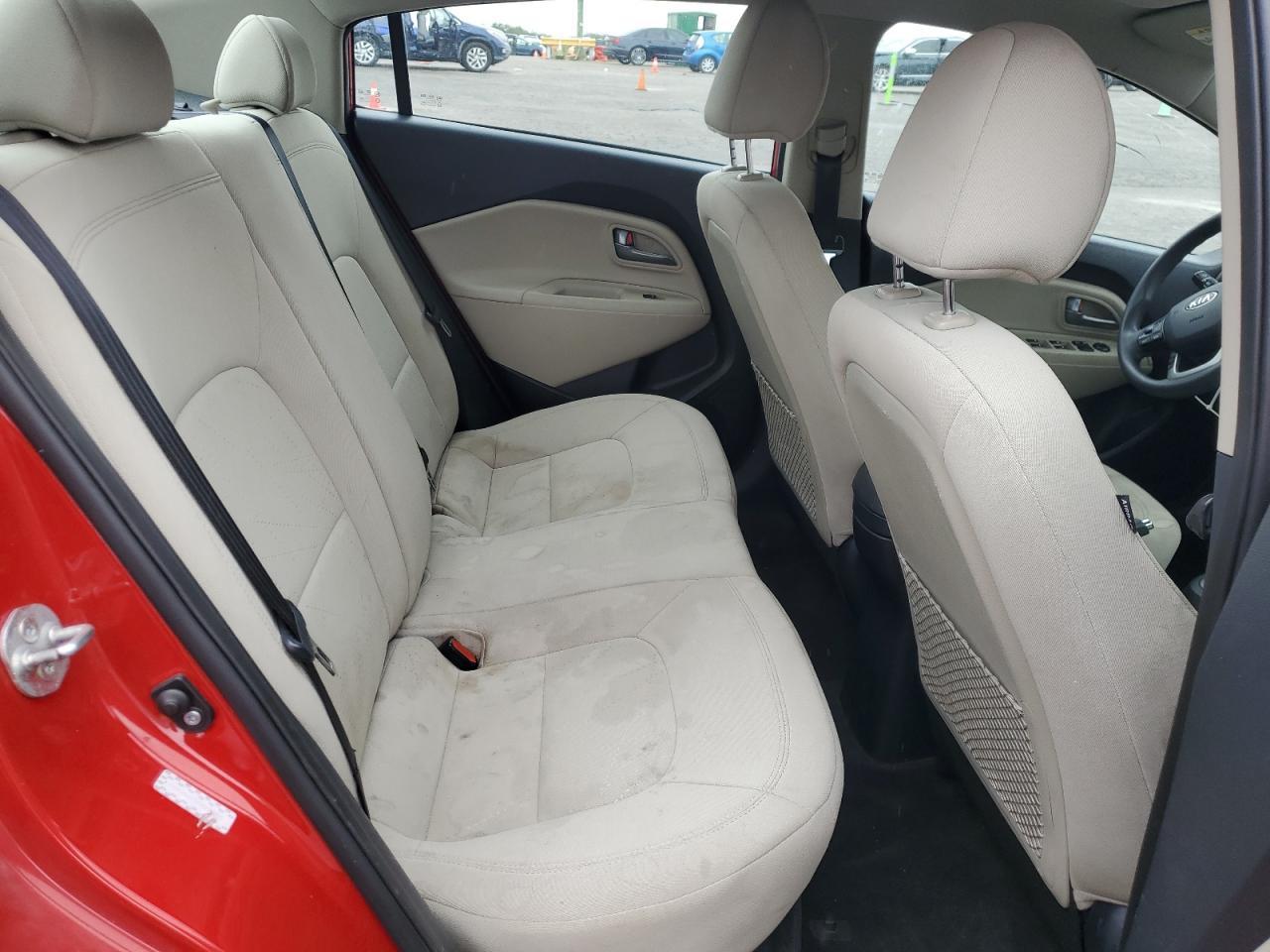 2013 KIA RIO