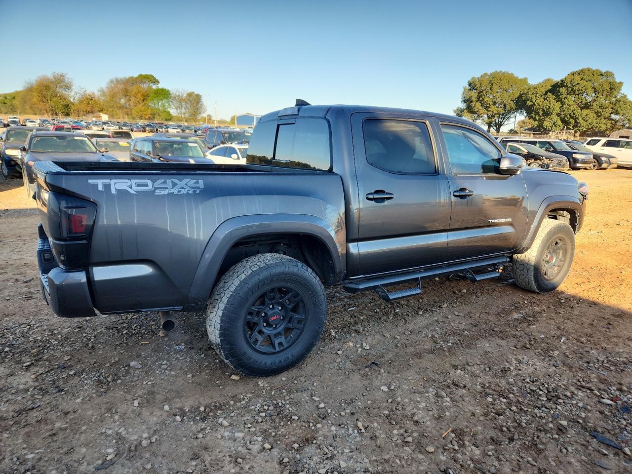 2017 TOYOTA TACOMA