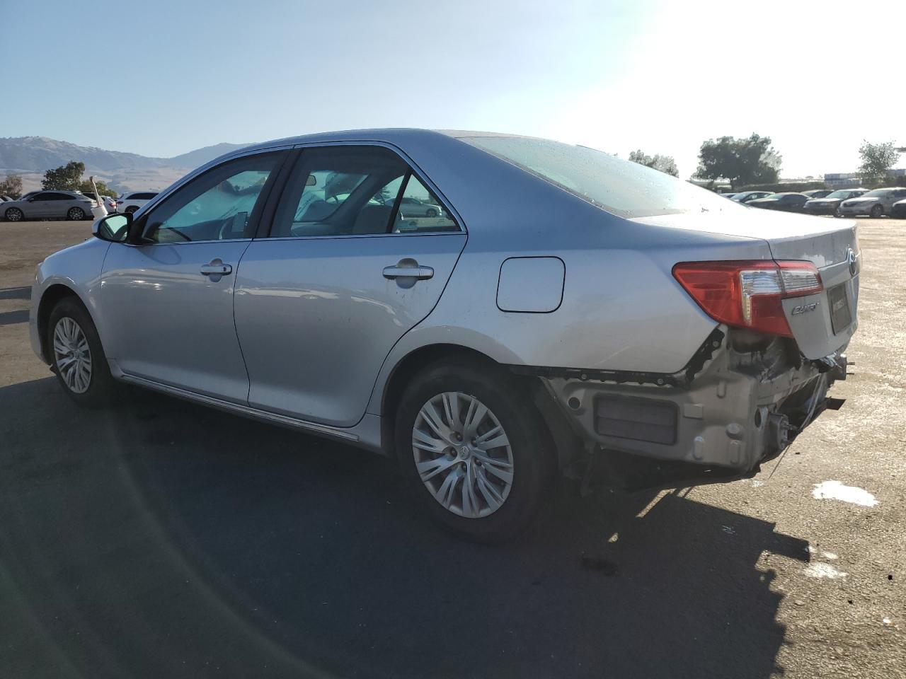 2012 TOYOTA CAMRY