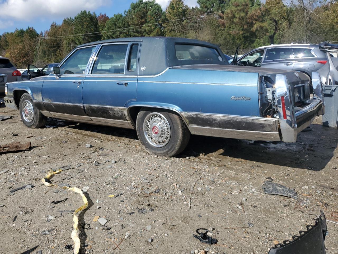 1992 CADILLAC Brougham