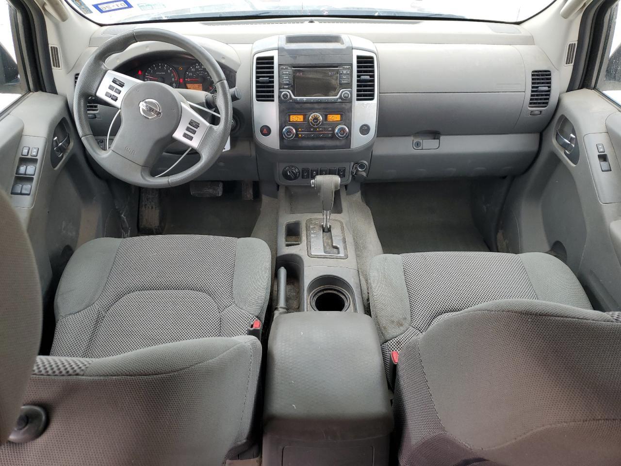 2015 NISSAN Frontier