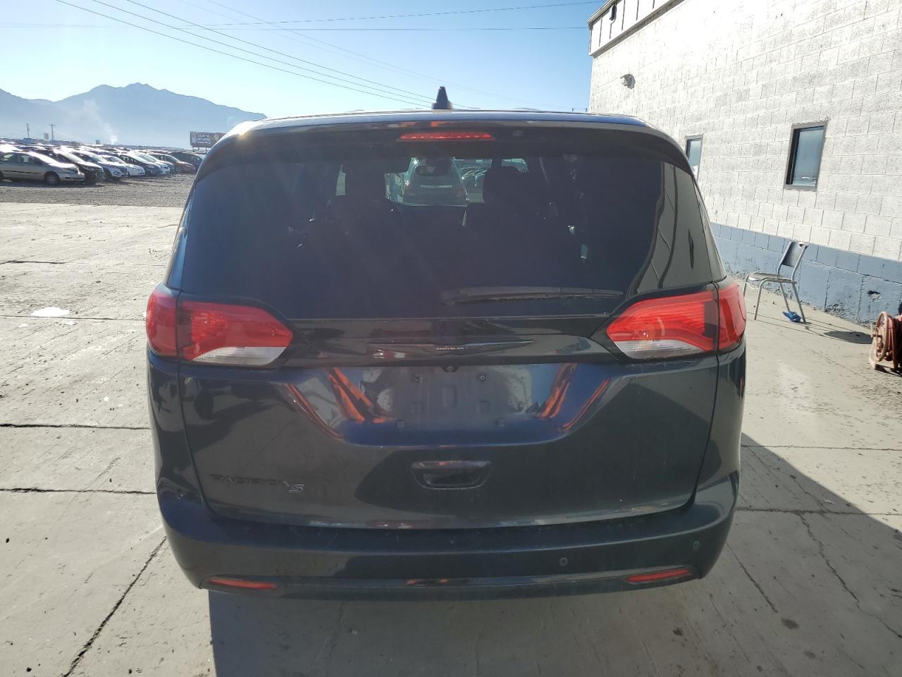2020 CHRYSLER Pacifica