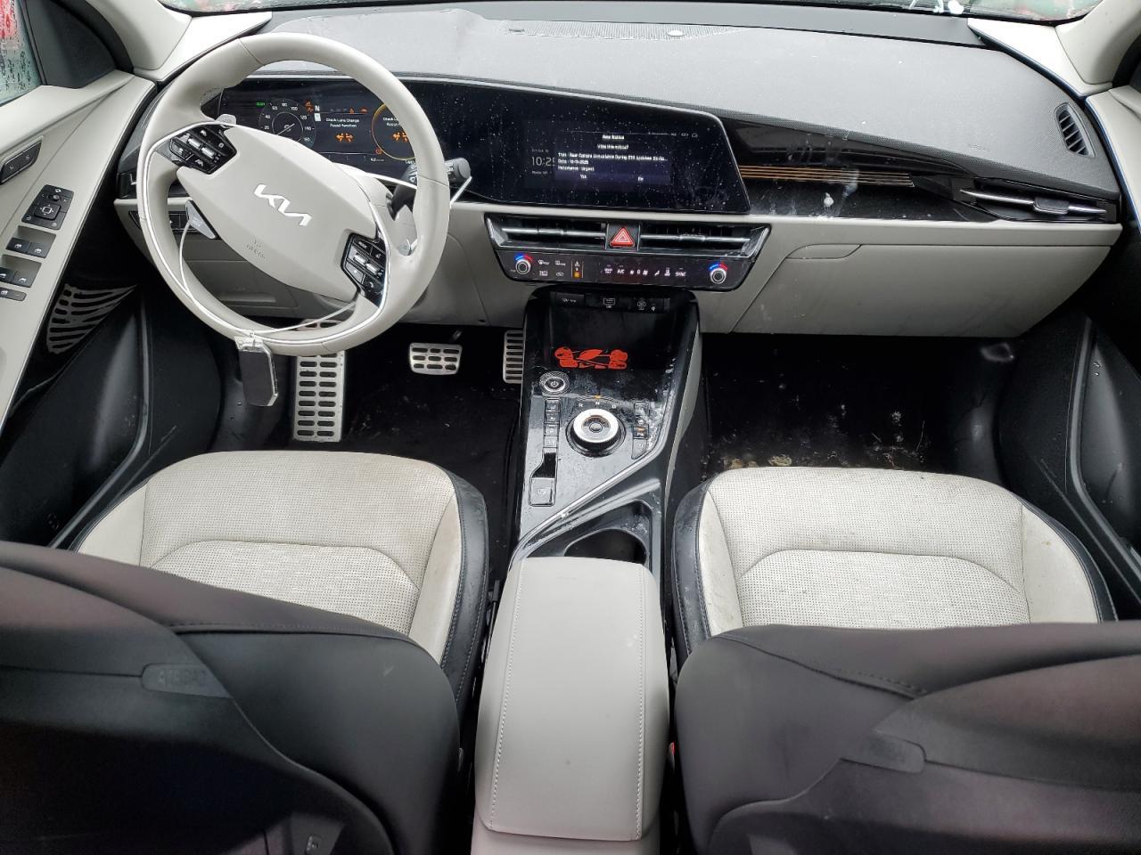2023 KIA Niro