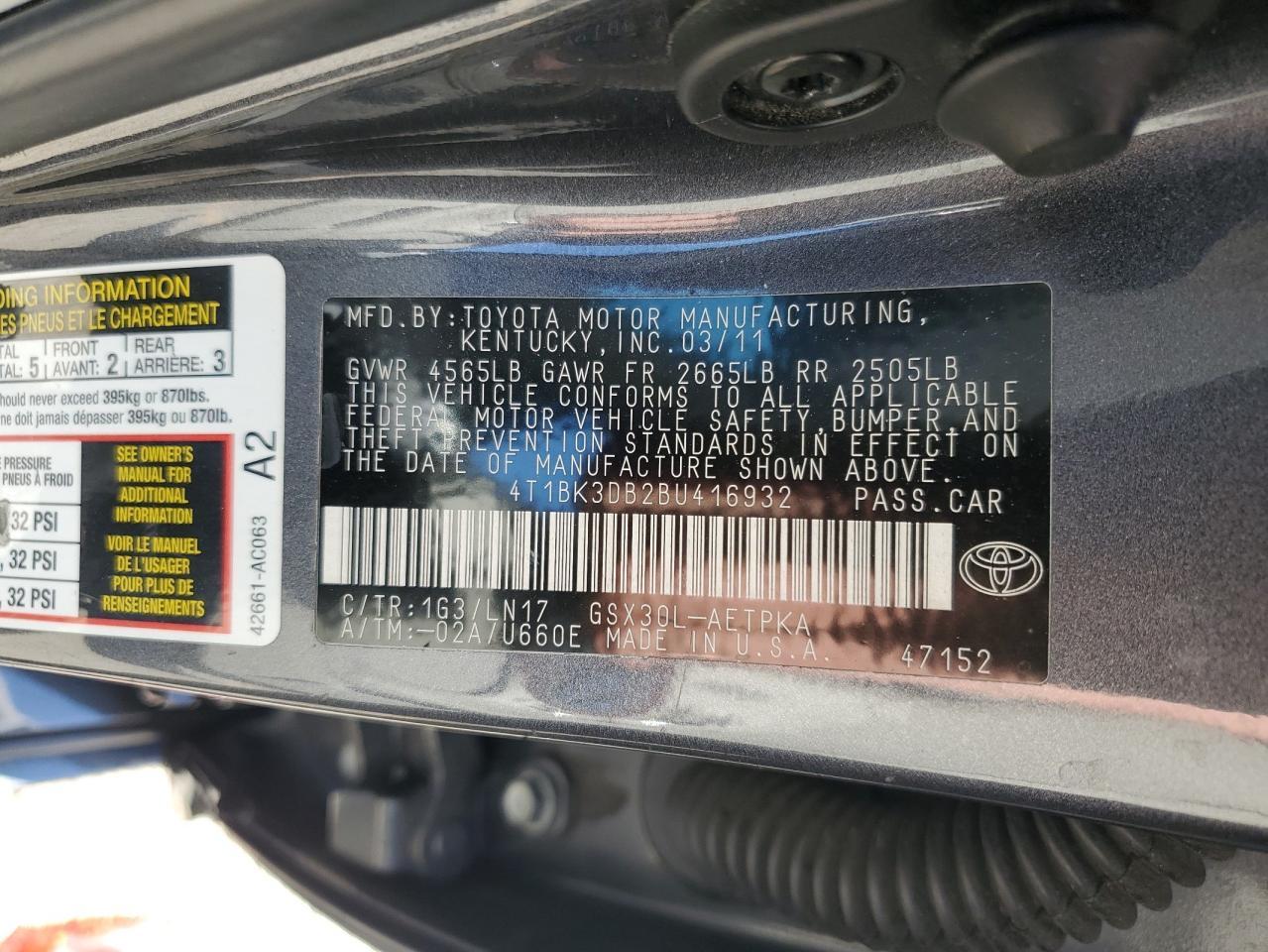 2011 TOYOTA Avalon