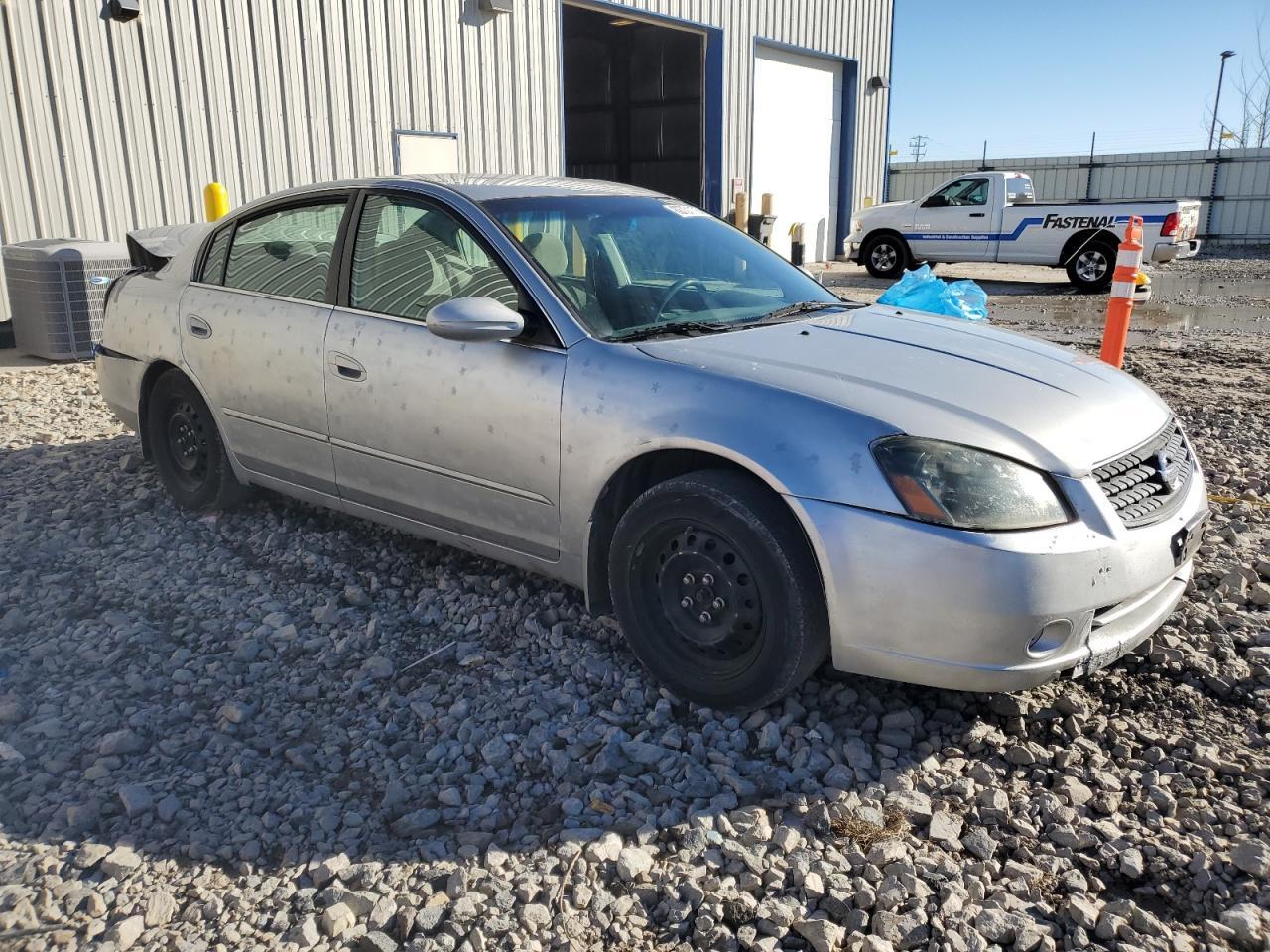 2005 NISSAN ALTIMA