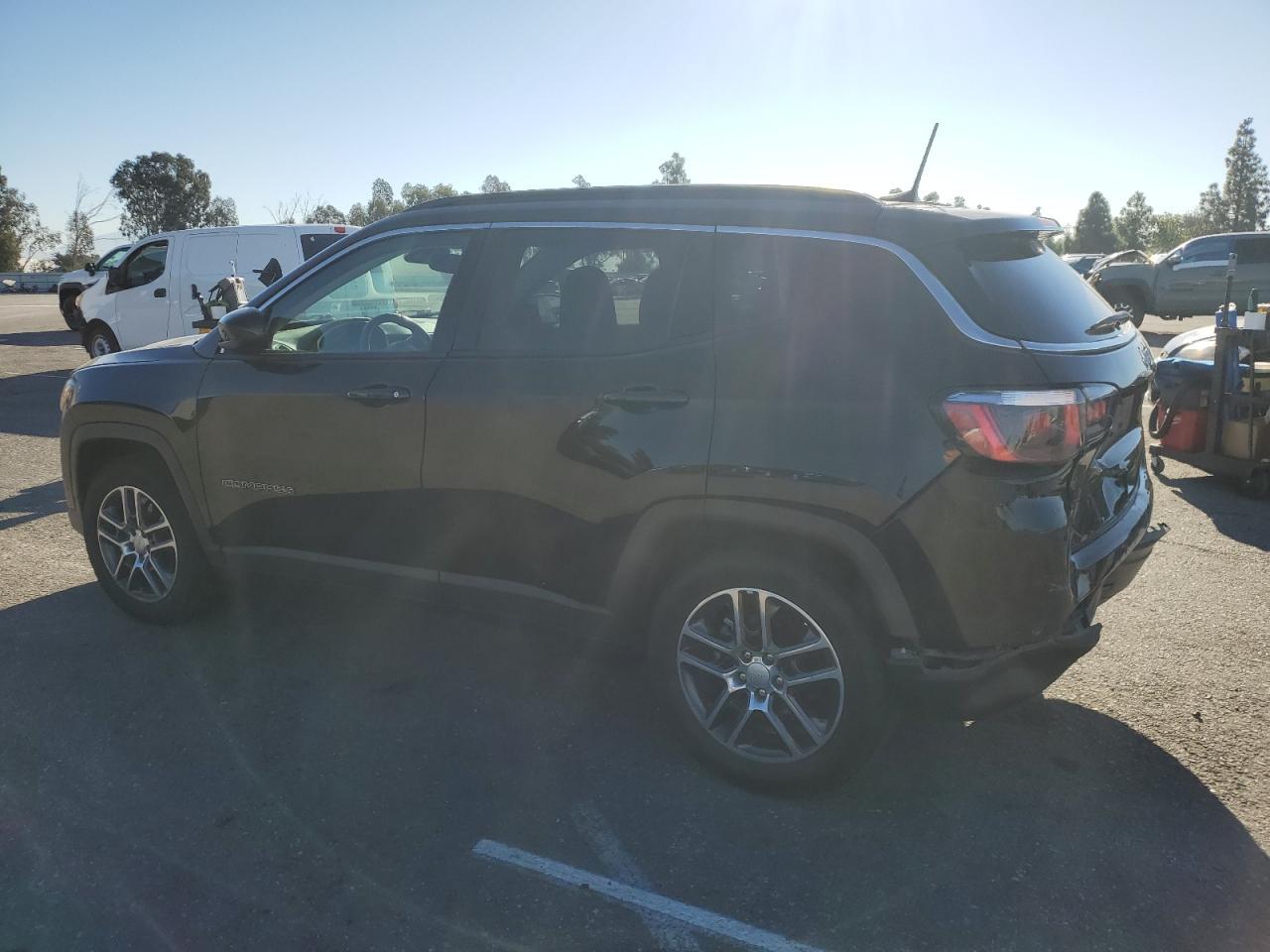 2020 JEEP Compass