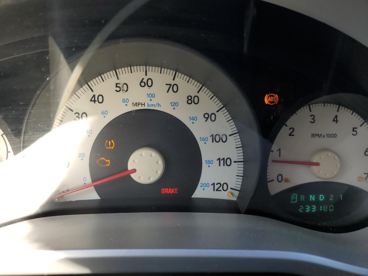 2008 MITSUBISHI Raider